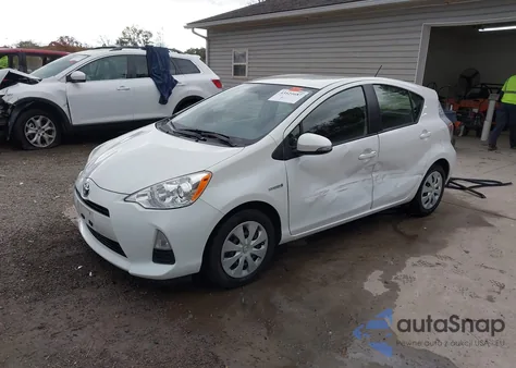 2014 Toyota Prius C Two z USA, uszkodzony, nr VIN JTDKDTB36E1566705